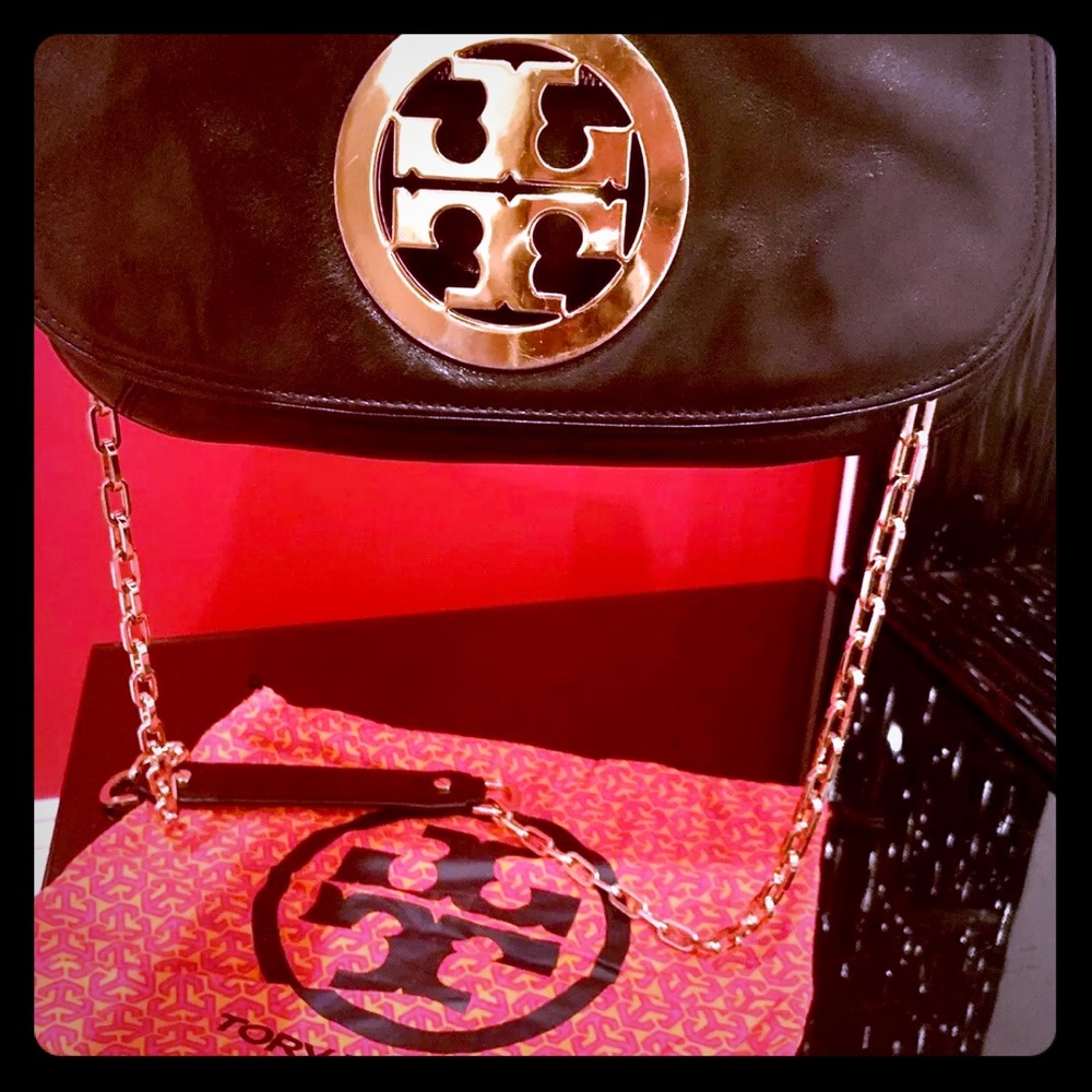 Black leather Tory Burch clutch